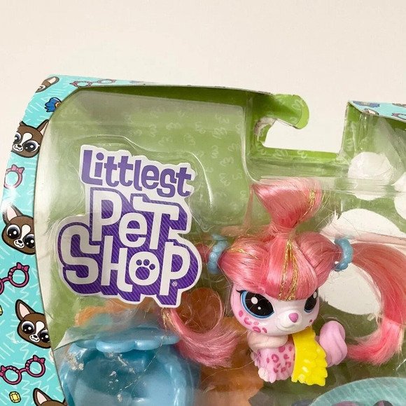 Littlest Pet Shop LPS Pets Ada Fluffpup Series 3 Damaged Box - Picture 7 of 16